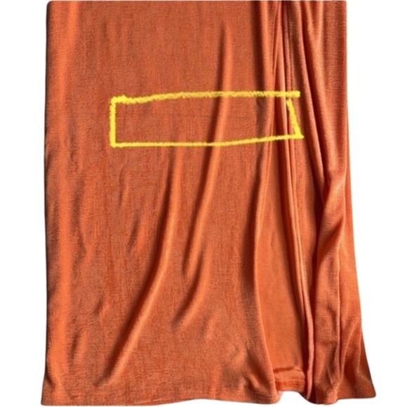 Summer Delight: Vibrant Sundresses for a Fashionable Season Dress: Size Large - Picture 7 of 7